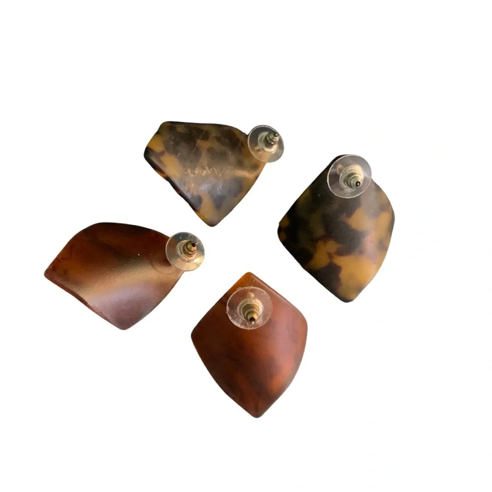 2/$30 Two Pairs Brown Orange Tortoise Shell Stud Earrings Acrylic Boho Casual - Picture 8 of 9